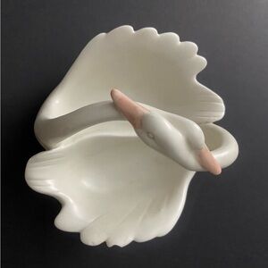 Fitz and Floyd White & Pink Swans Figurine